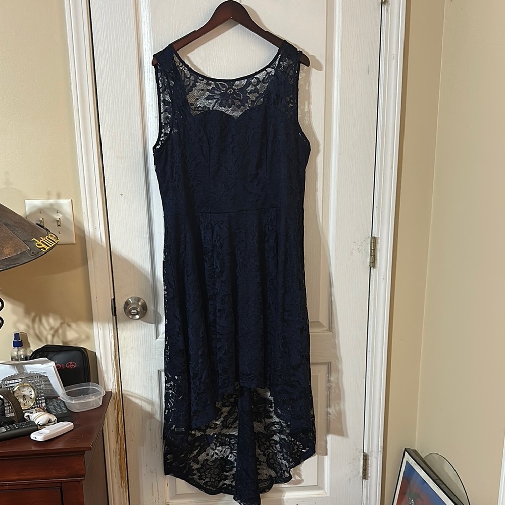 Elegant Navy Lace Dress